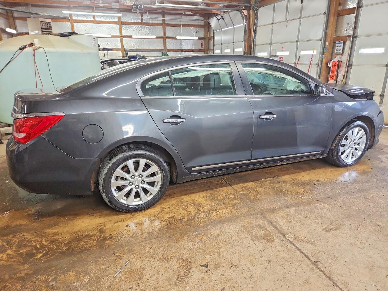 2014 Buick Lacrosse - Image 3