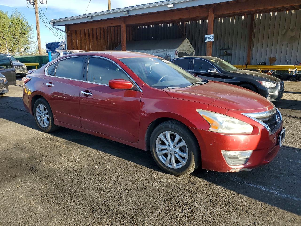 2014 Nissan Altima 2.5 S - Фото 4