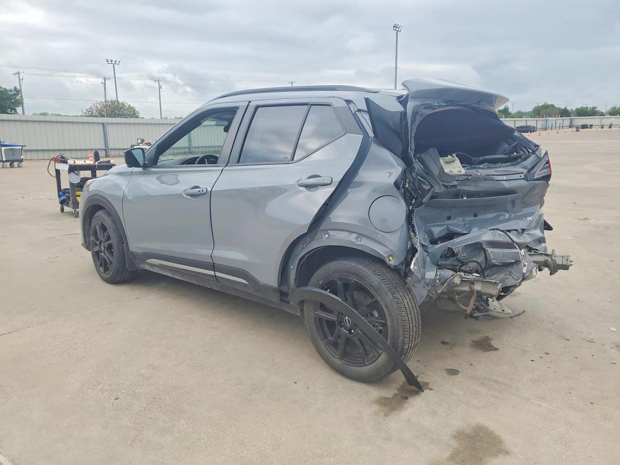 2024 Nissan Kicks Sr - Фото 2