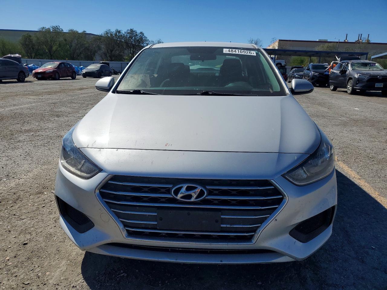 2021 Hyundai Accent Se - Фото 5