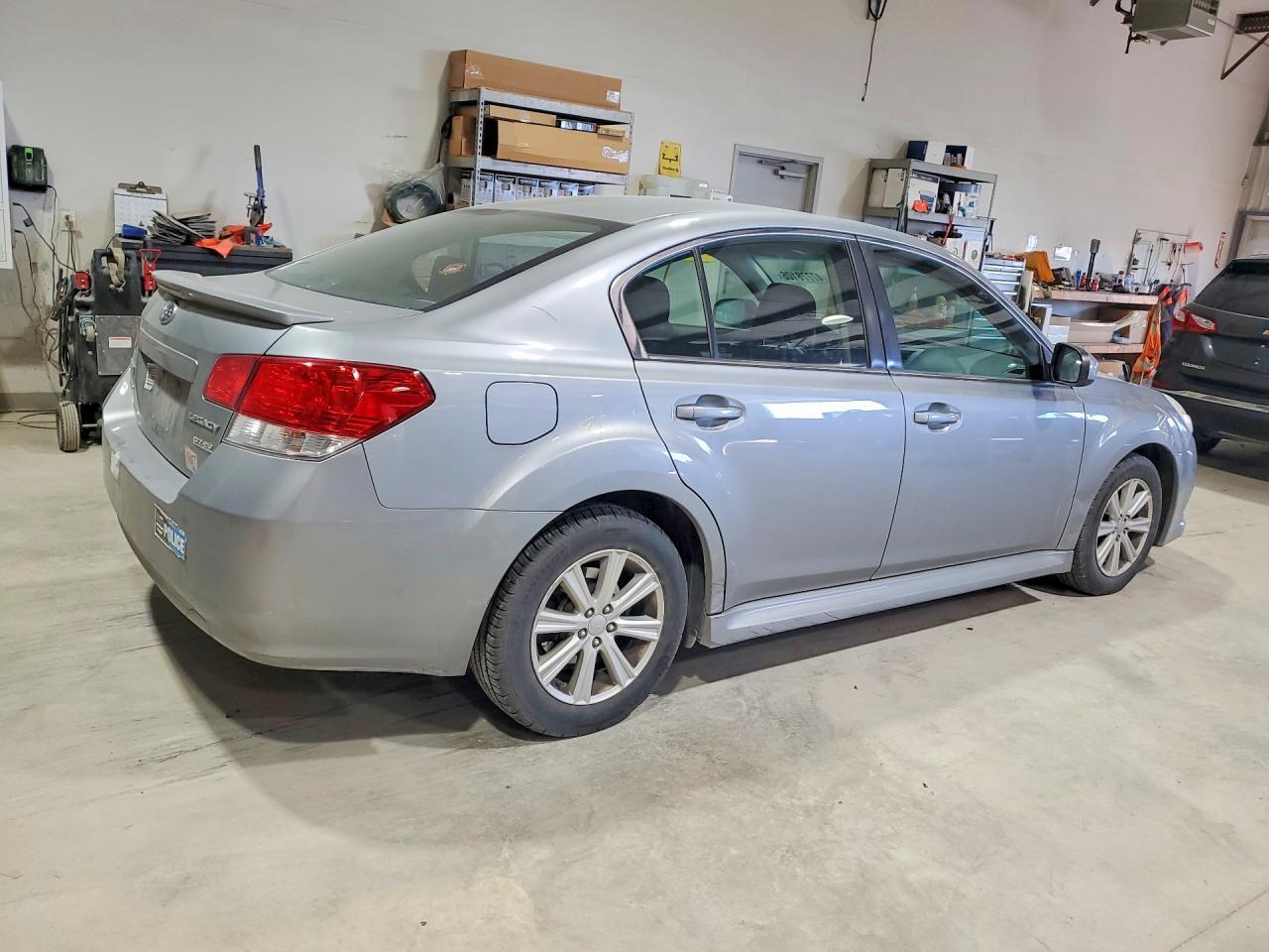 2011 Subaru Legacy 2.5I Premium - Фото 3