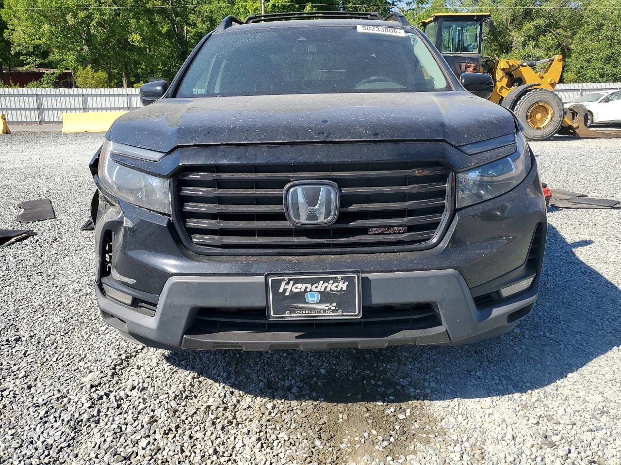 2021 Honda Ridgeline - Image 5