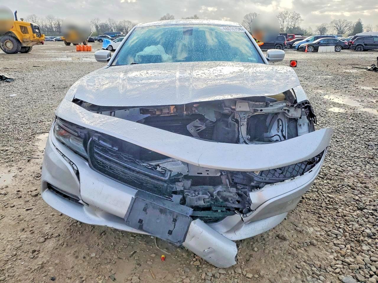 2020 Dodge Charger Sxt - Фото 5