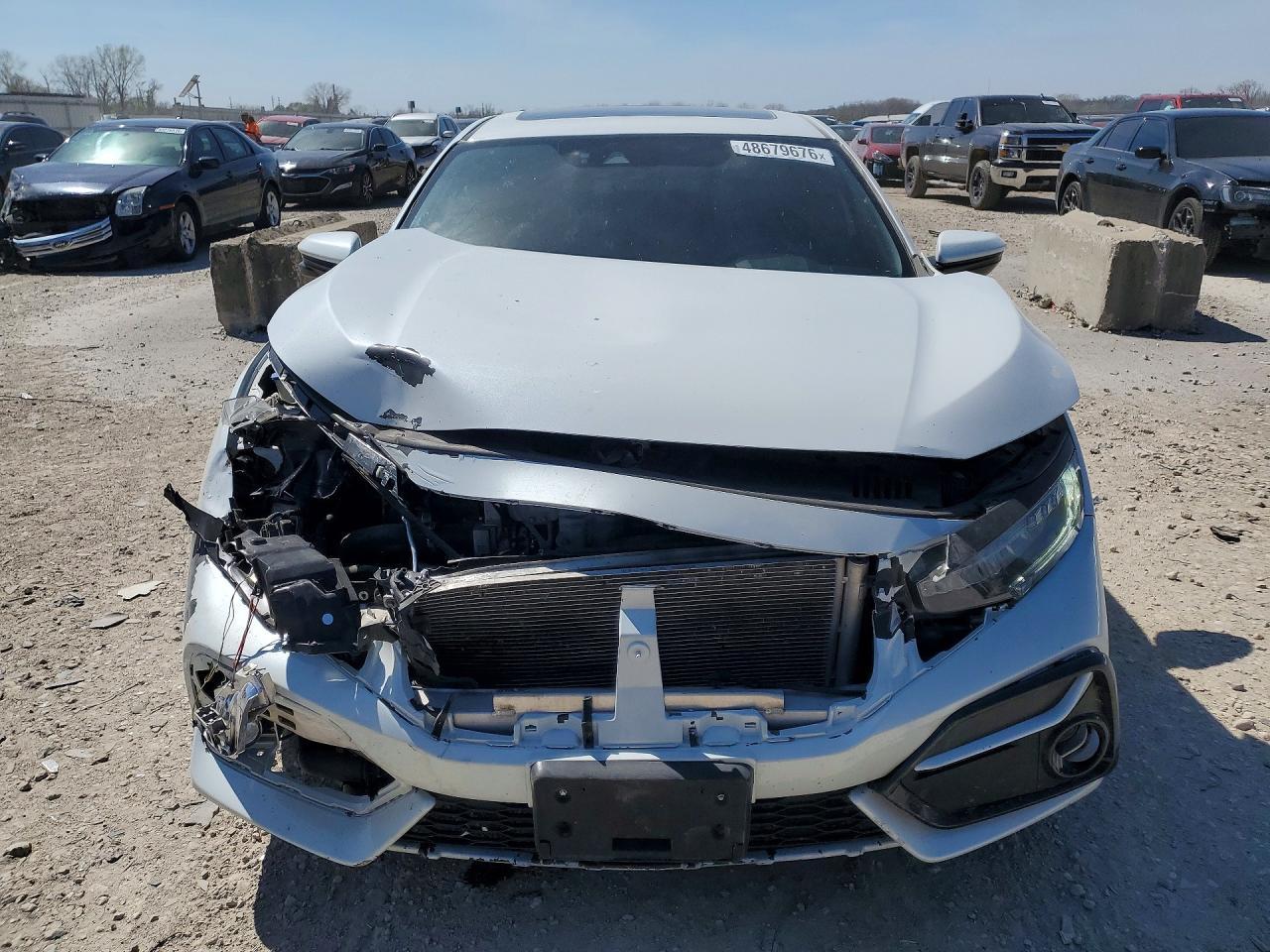 2020 Honda Civic Sport Touring - Фото 5