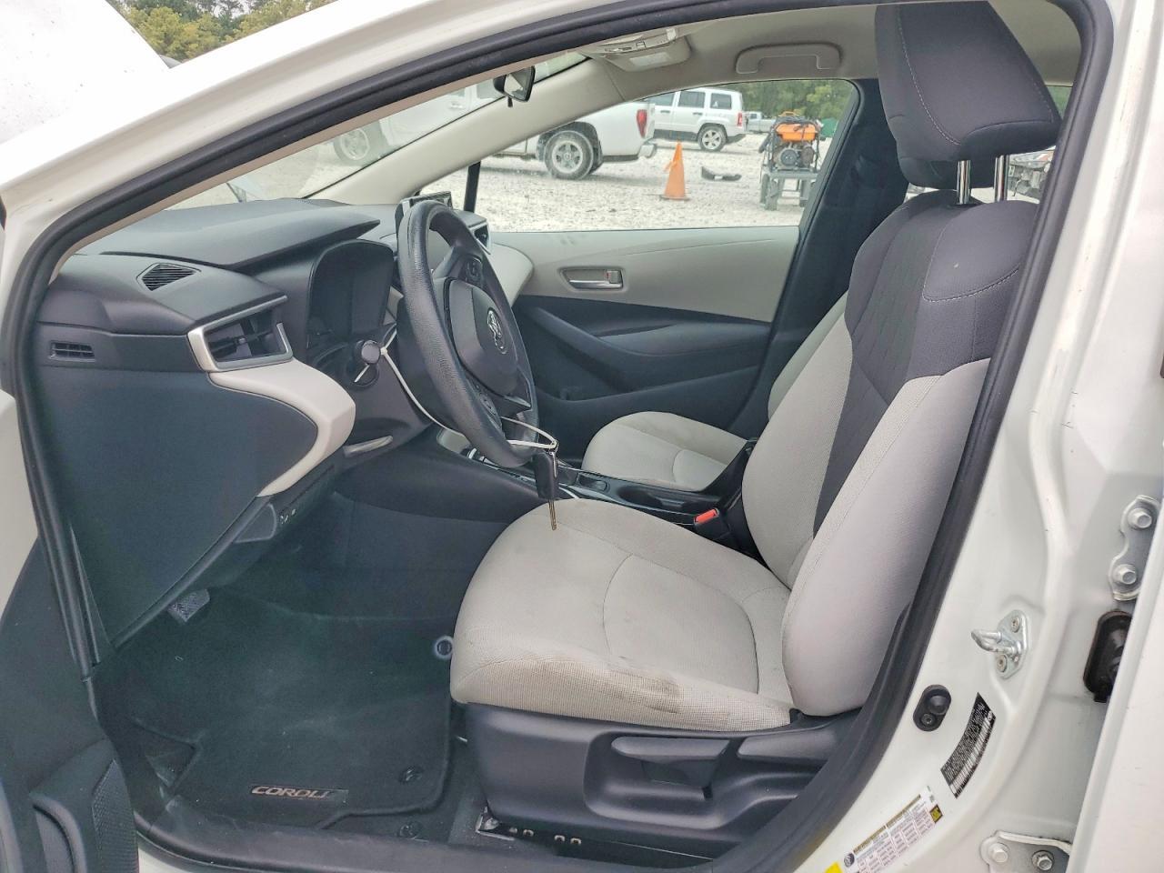 2021 Toyota Corolla Le - Image 7