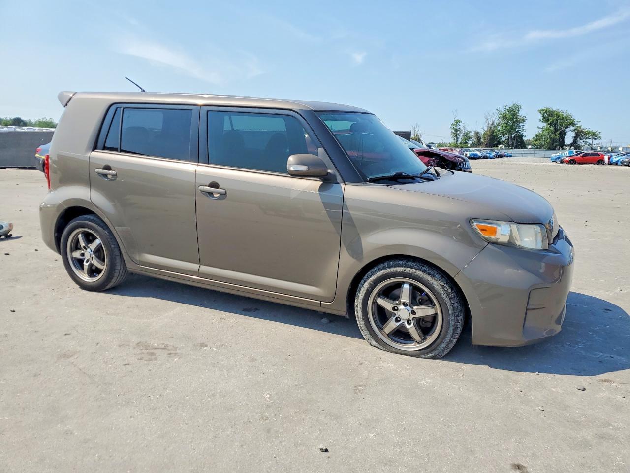 2012 Scion Xb Base - Фото 4