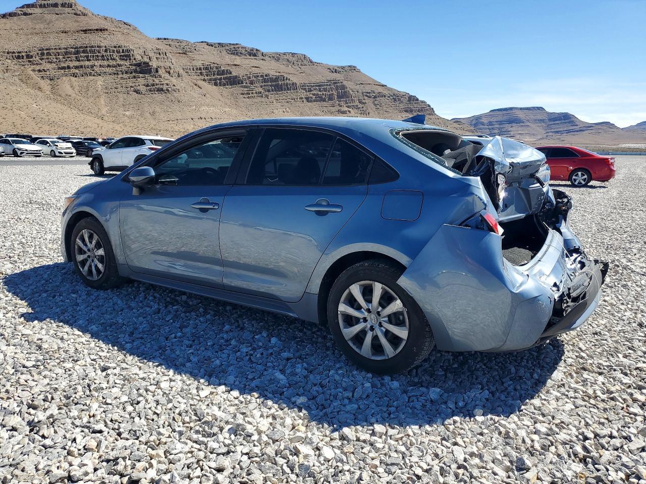 2021 Toyota Corolla Le - Фото 2