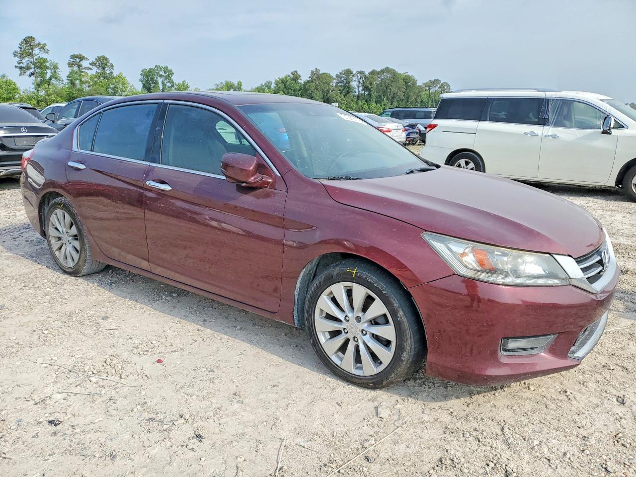 2014 Honda Accord Touring - Image 4