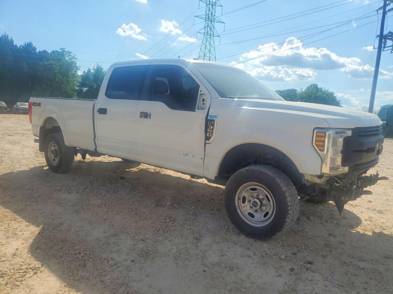 2019 Ford F350 Super Duty - Image 4