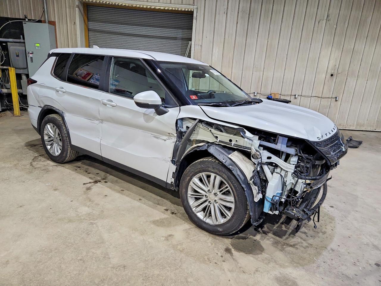 2024 Mitsubishi Outlander Es - Фото 4