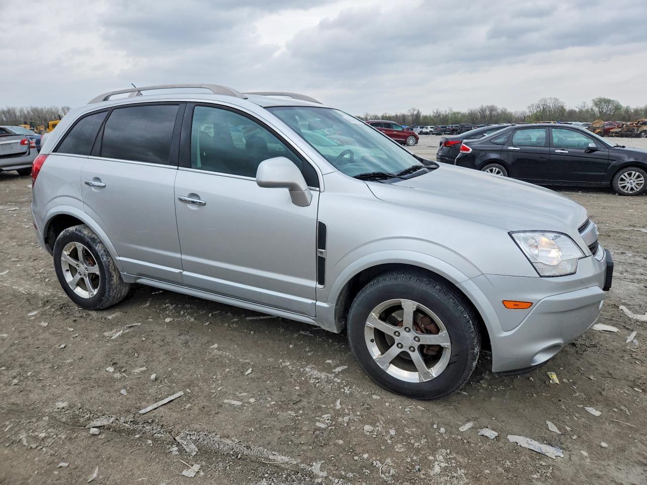 2012 Chevrolet Captiva Sport - Image 4