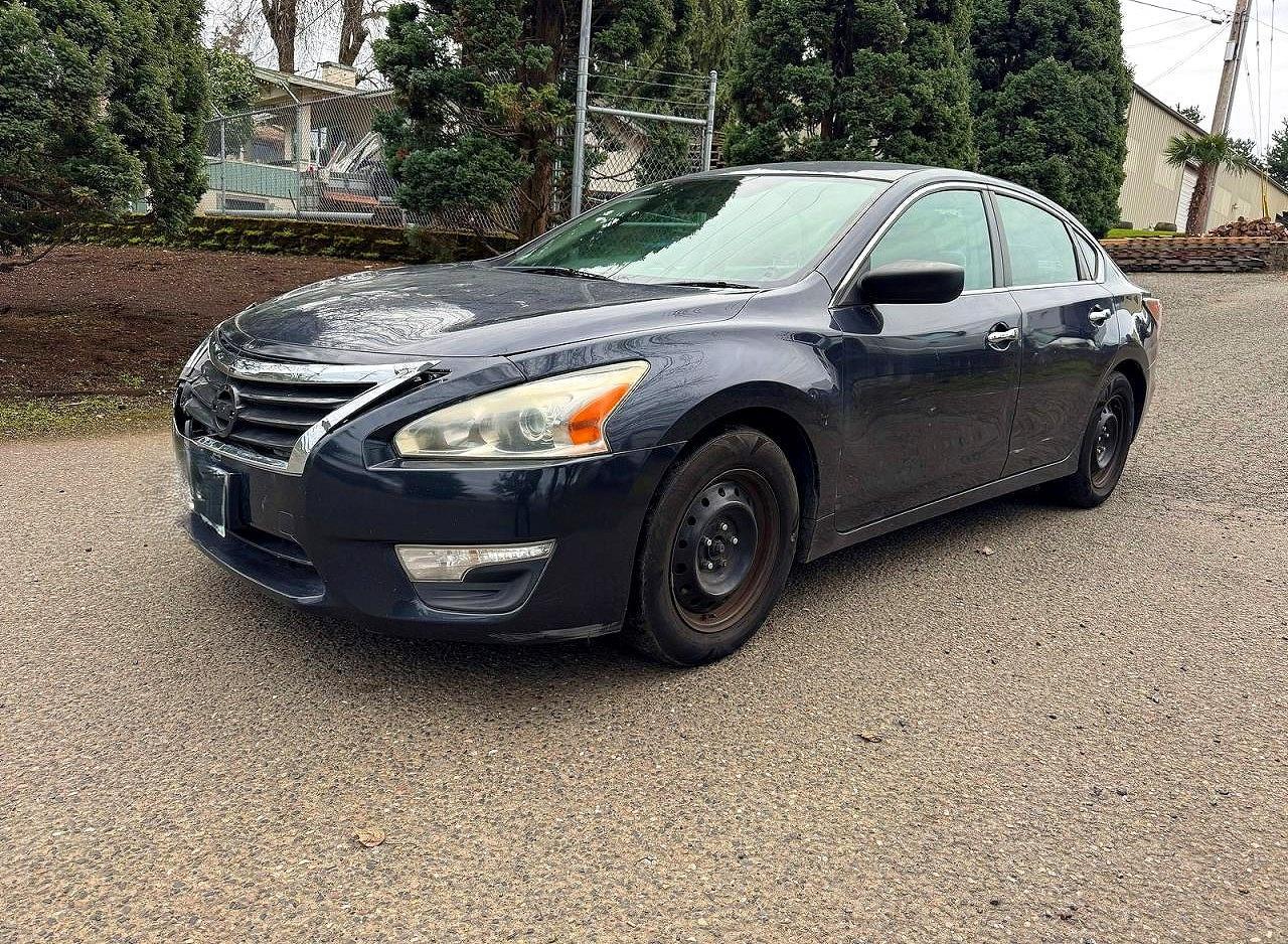 2015 Nissan Altima 2.5 S - Фото 2