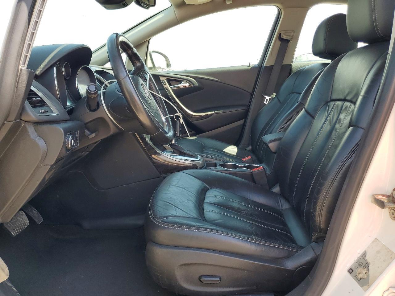 2015 Buick Verano - Image 7