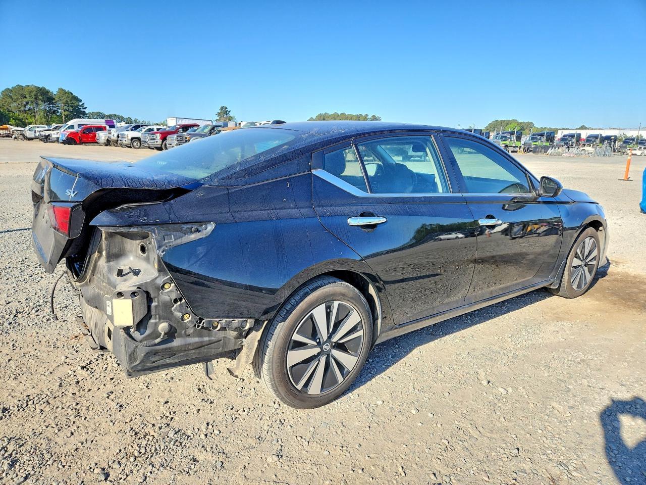 2021 Nissan Altima Sv - Фото 3