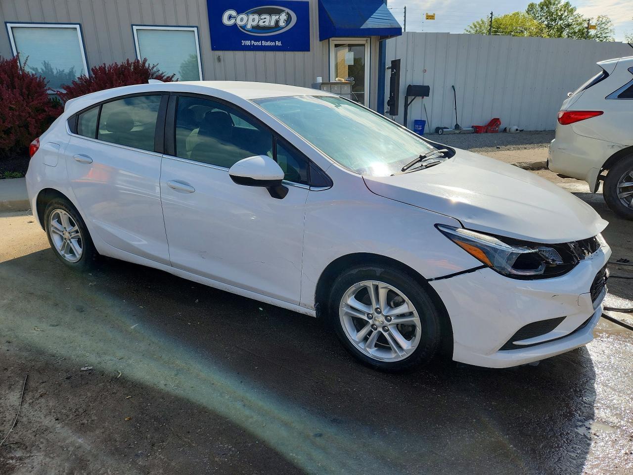 2018 Chevrolet Cruze Lt - Image 4