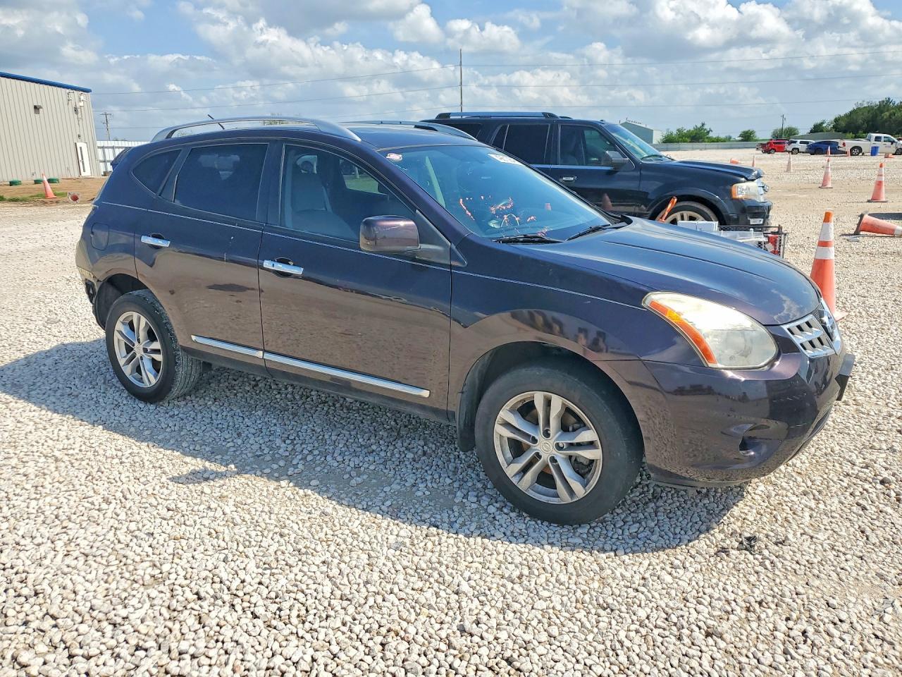 2013 Nissan Rogue S - Image 4