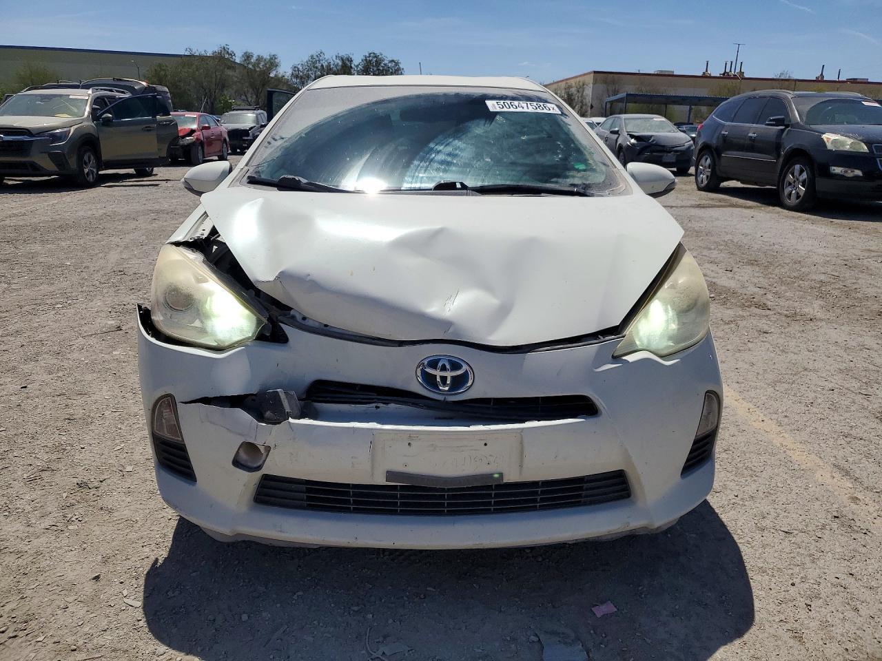 2013 Toyota Prius C - Фото 5