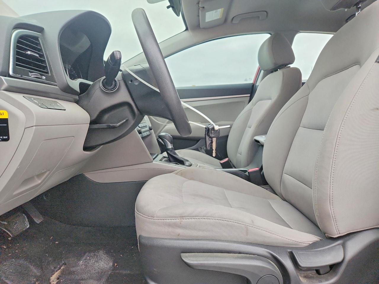 2017 Hyundai Elantra Se - Фото 7