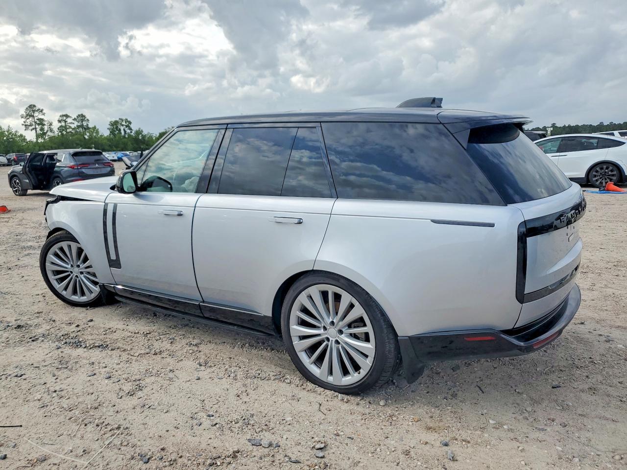 2025 Land Rover Range Rover Se - Фото 2