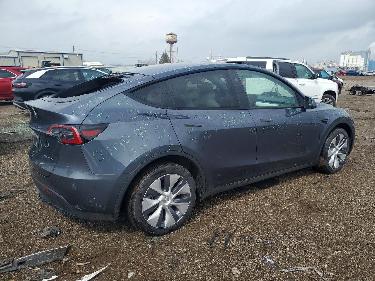 2023 Tesla Model Y - Фото 3