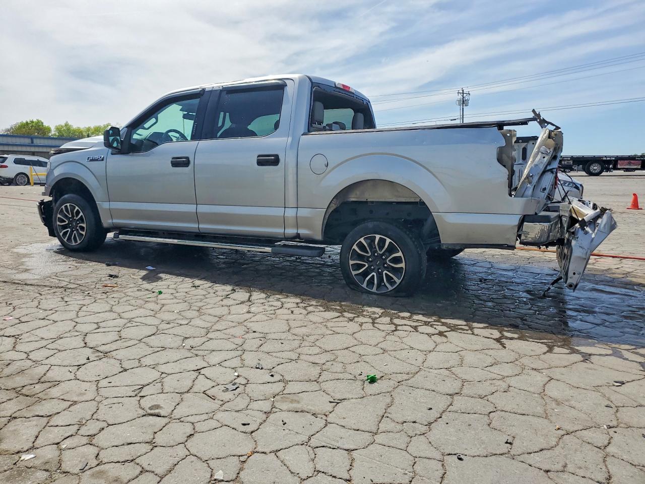 2020 Ford F150 Supercrew - Фото 2