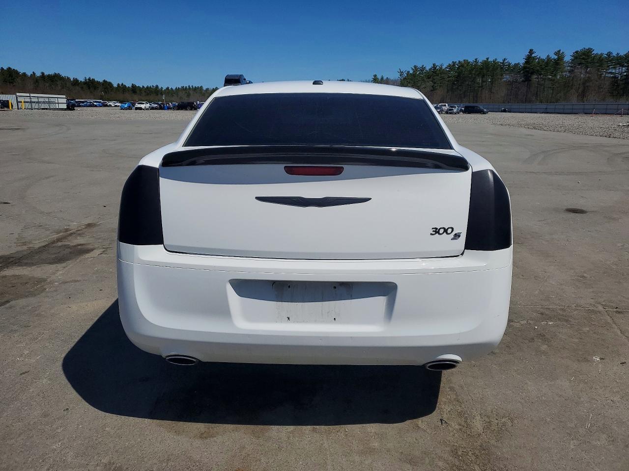 2012 Chrysler 300 S - Фото 6