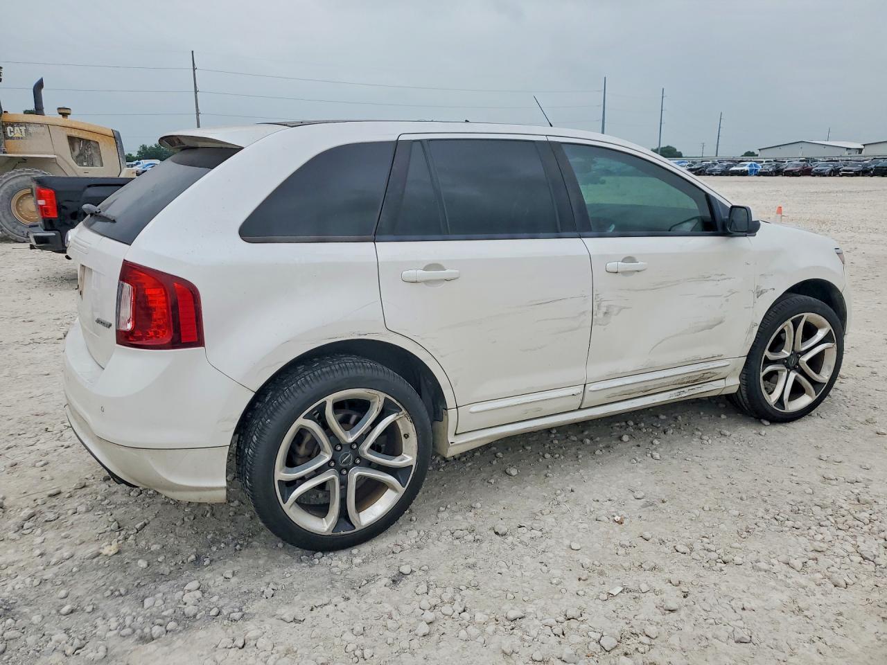 2011 Ford Edge Sport - Image 3