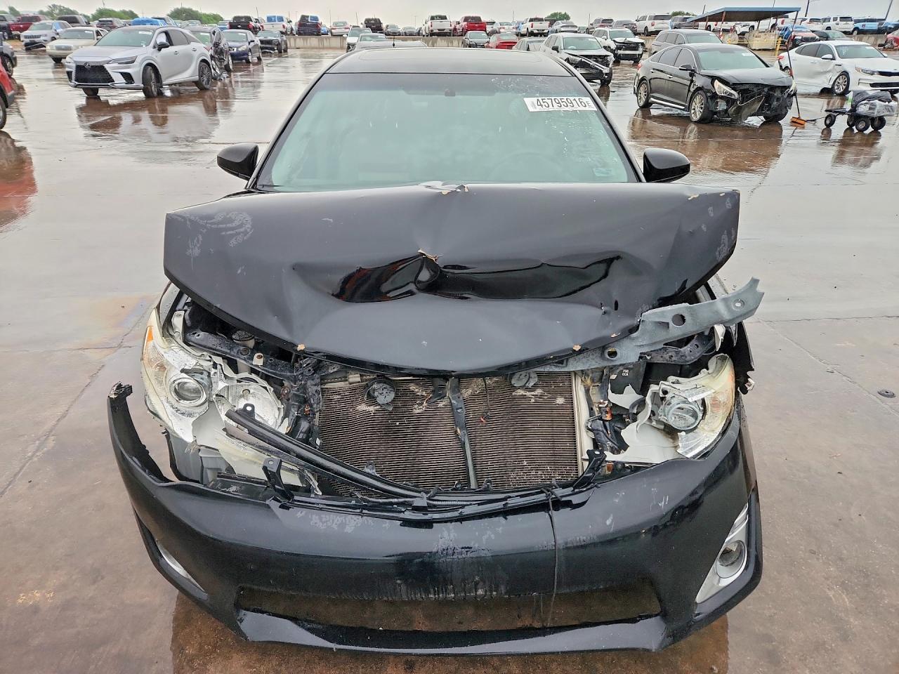 2014 Toyota Camry Xle V6 - Image 5