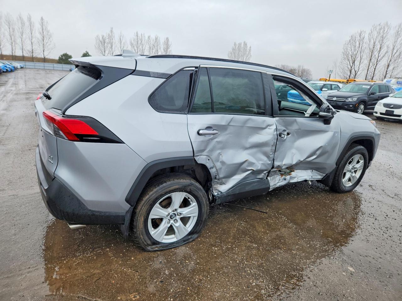 2019 Toyota Rav4 Le - Фото 3