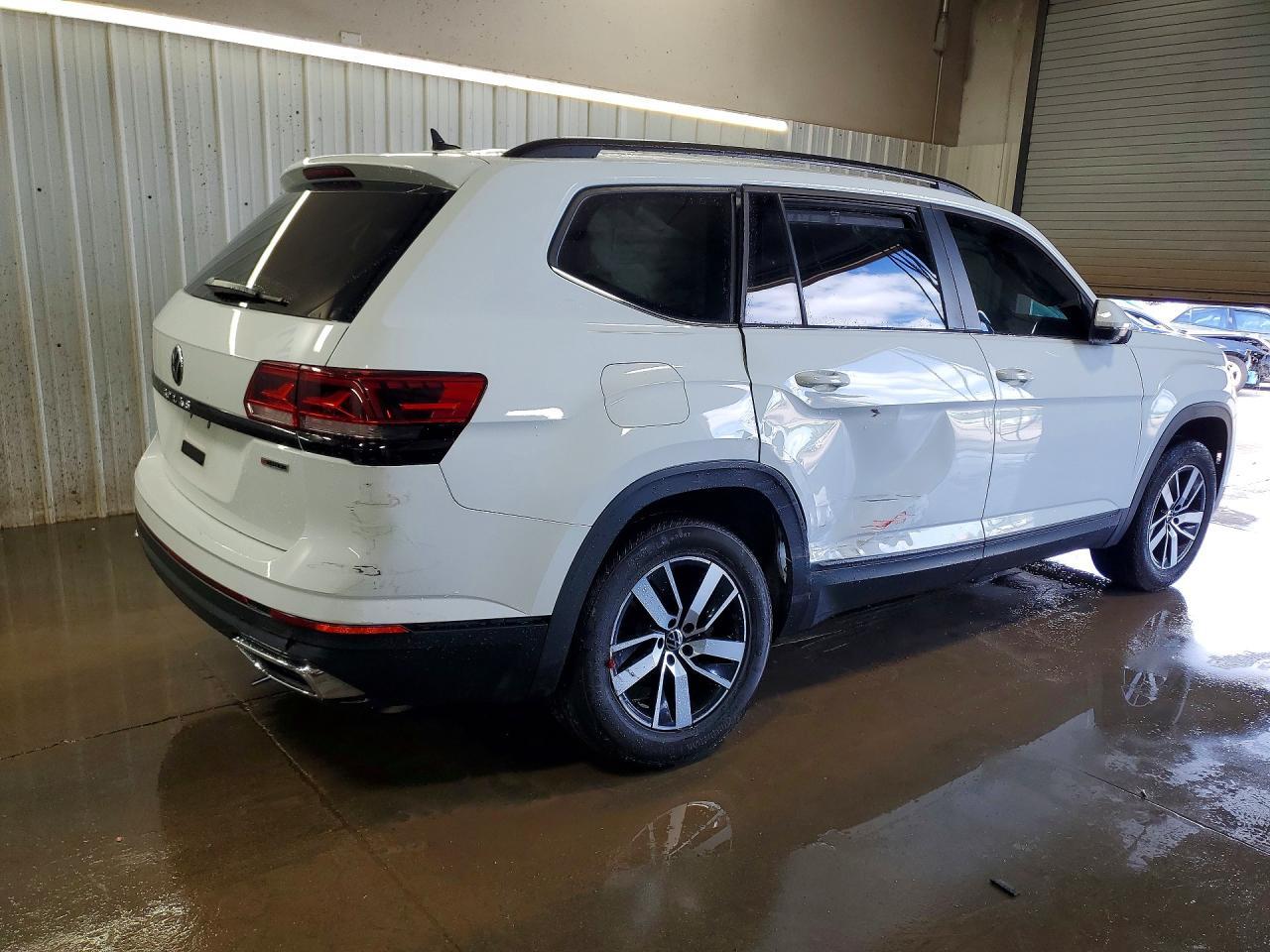 2021 Volkswagen Atlas Se - Image 3