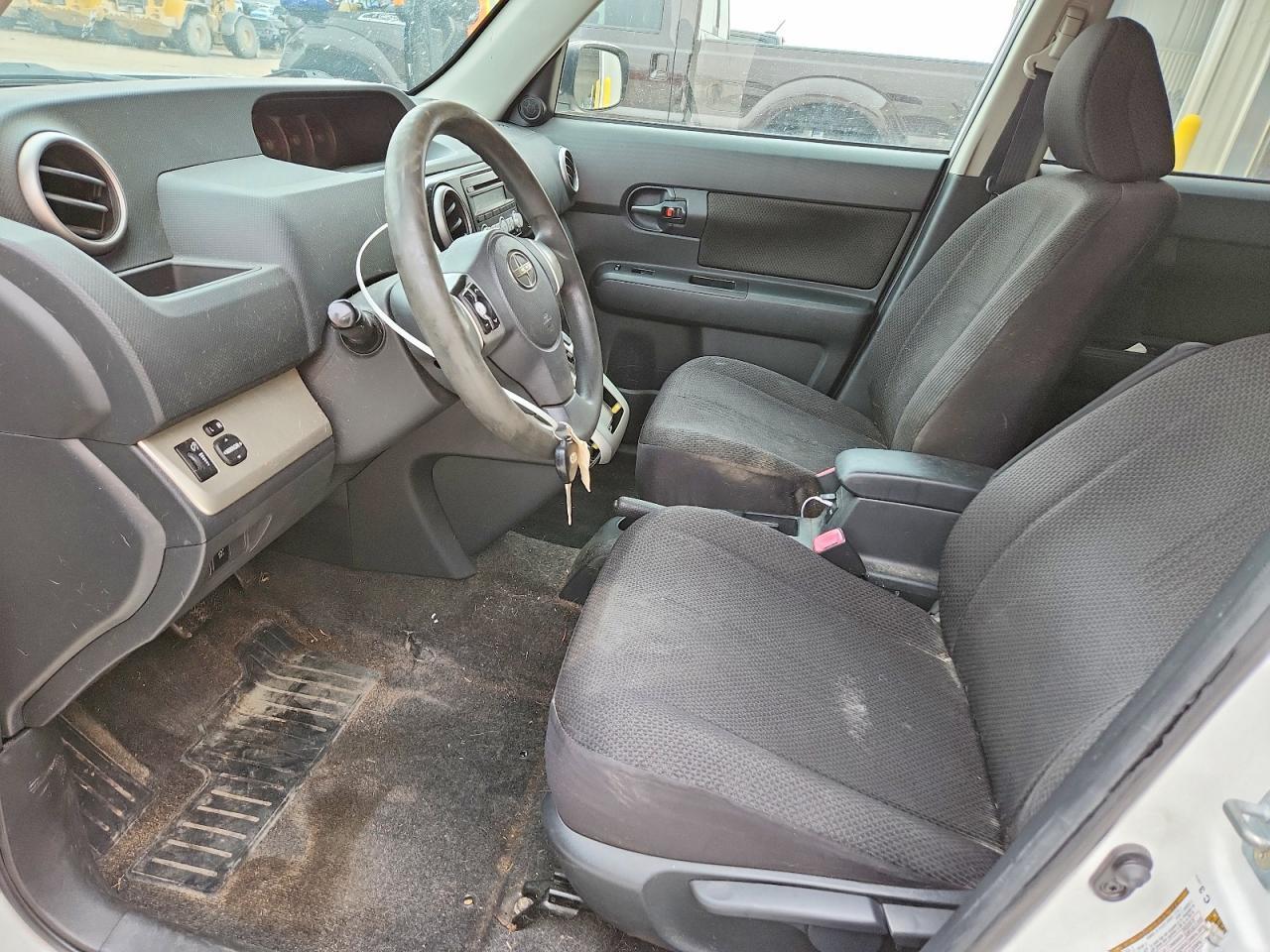 2009 Scion Xb Base - Фото 7