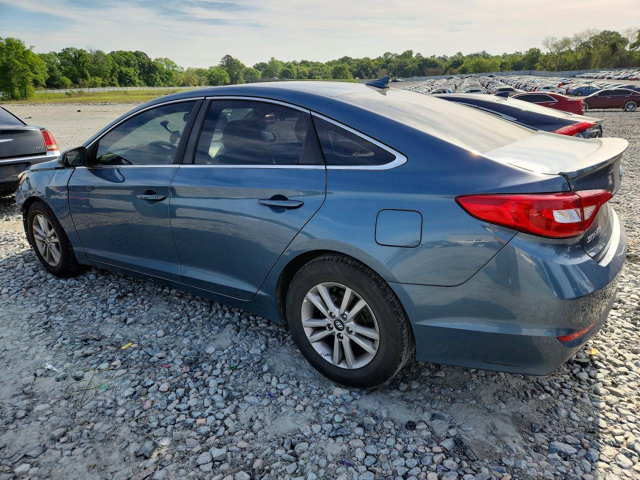 2016 Hyundai Sonata Se - Фото 2