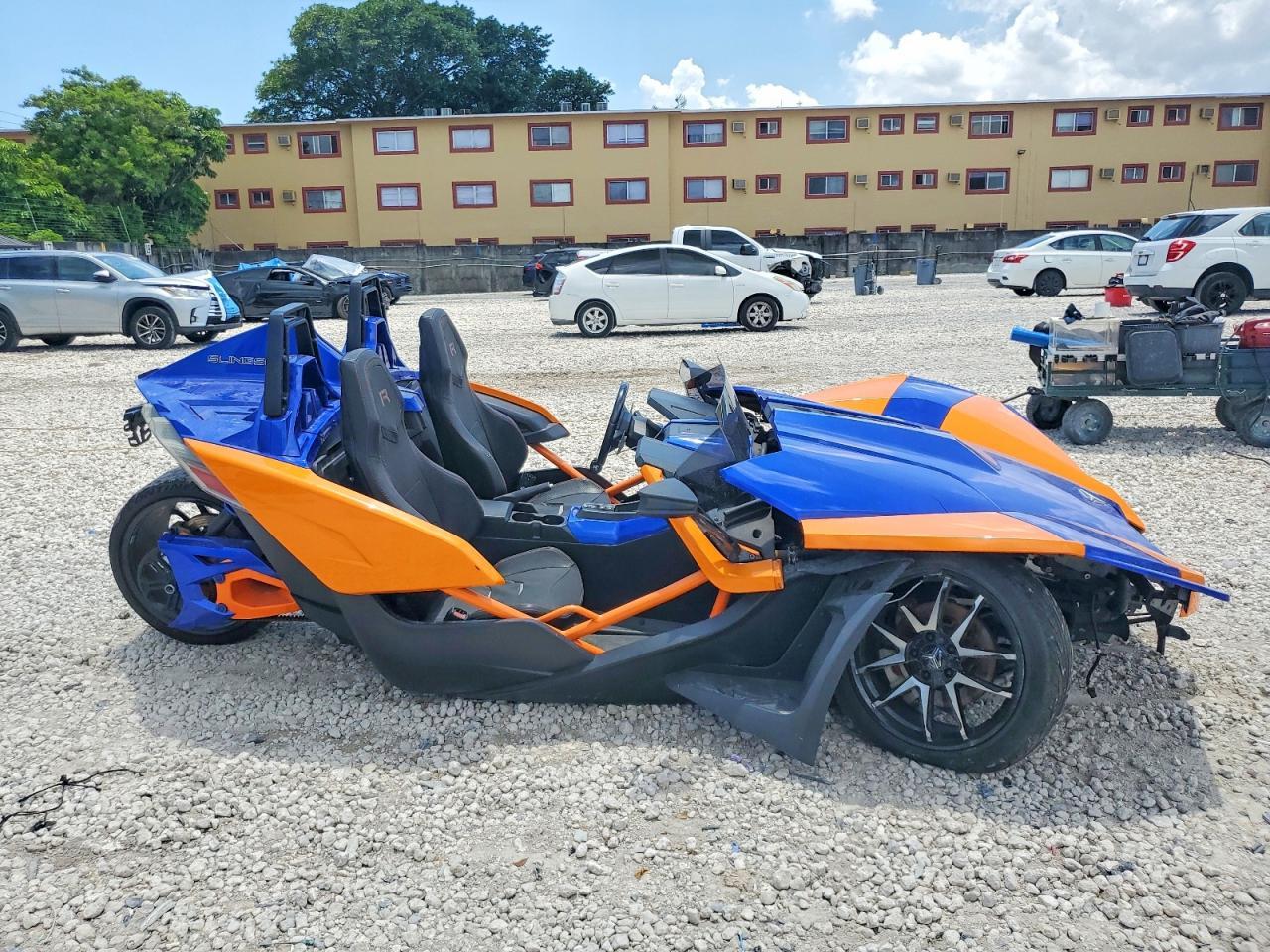 2021 Polaris Slingshot R