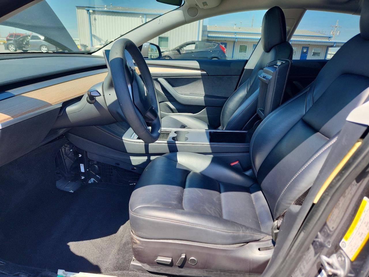 2021 Tesla Model 3 - Фото 7
