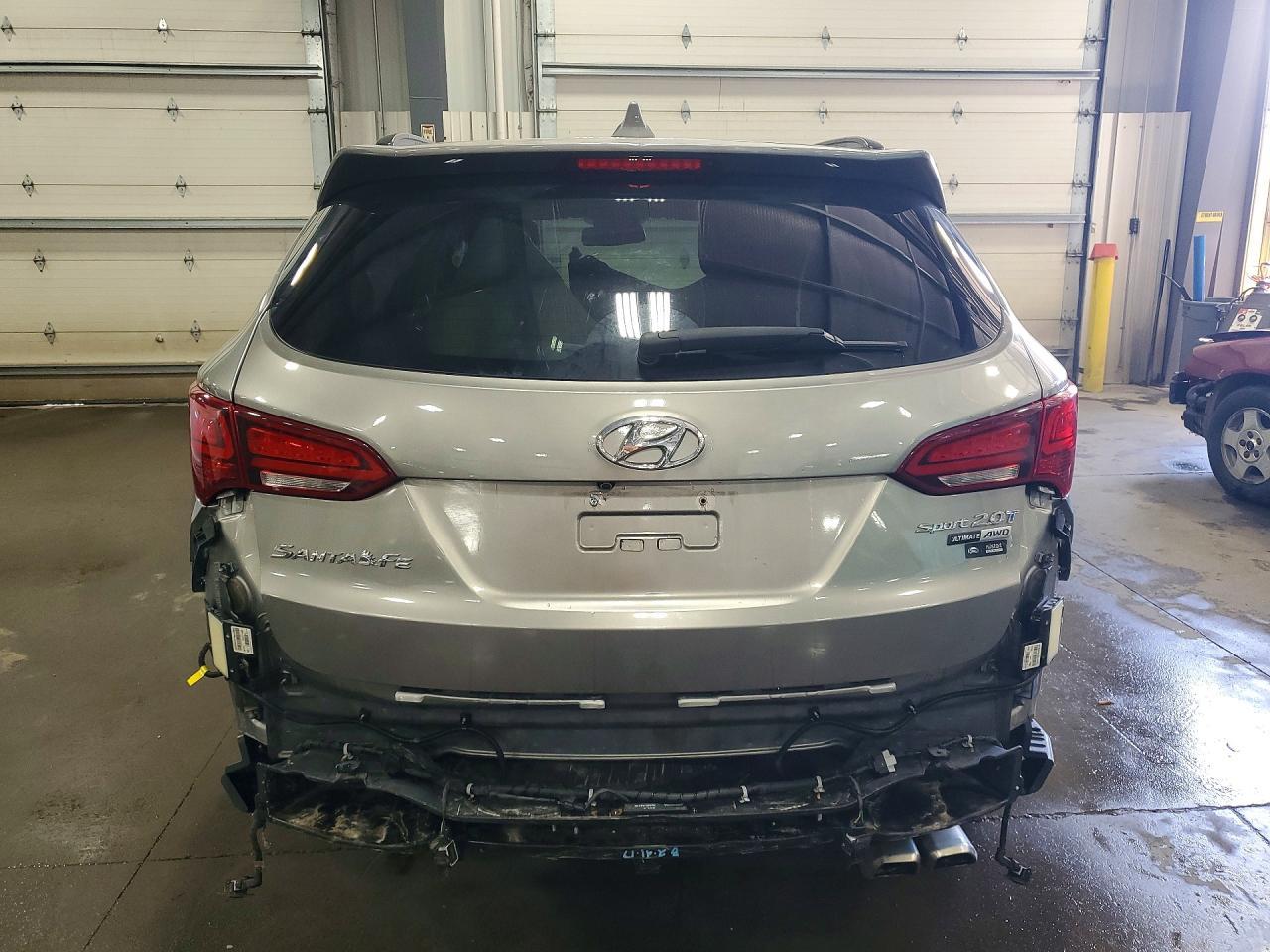 2017 Hyundai Santa Fe Sport 2.0T Ultimate - Фото 6