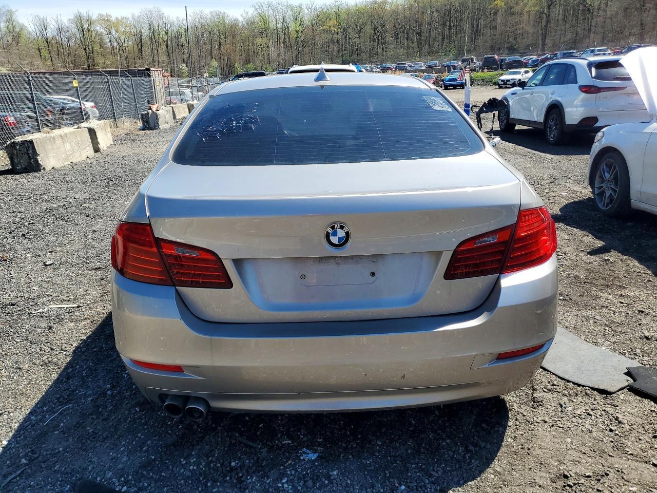 2016 BMW 528 Xi - Image 6