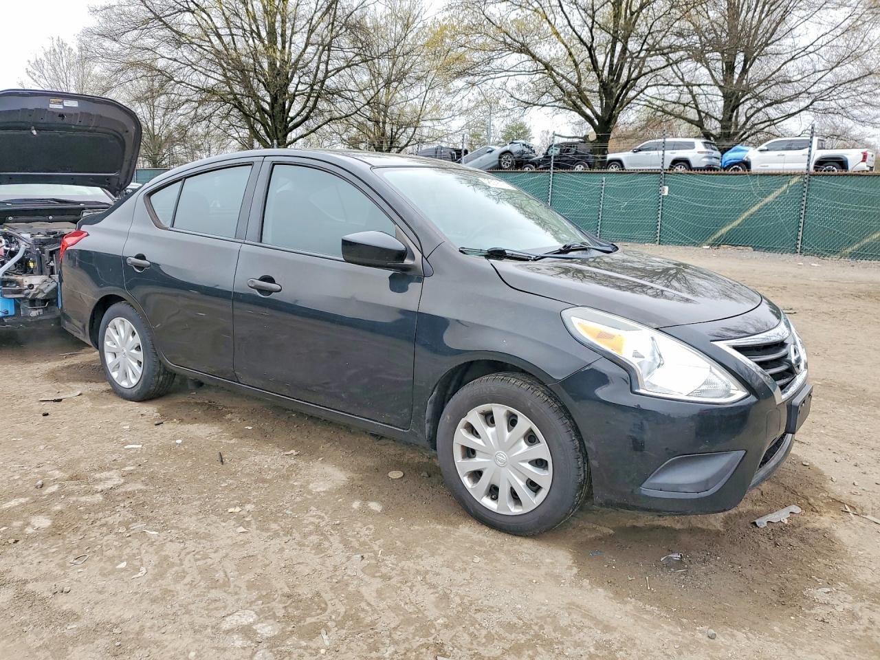 2016 Nissan Versa 1.6 S Plus - Фото 4