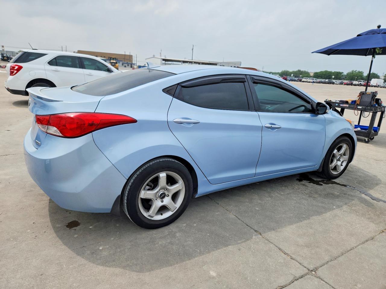 2013 Hyundai Elantra Limited - Фото 3