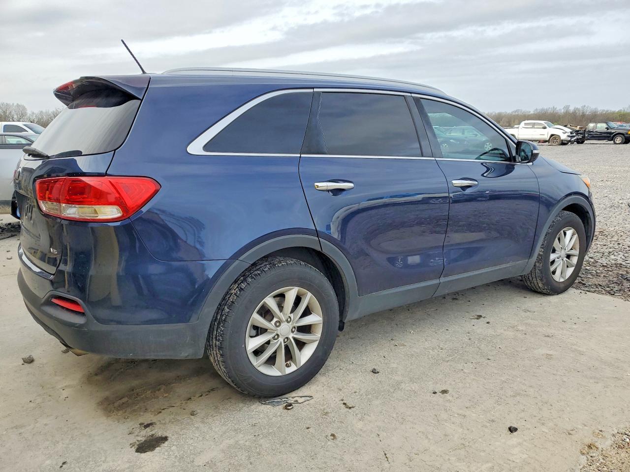 2017 Kia Sorento Lx V6 - Фото 3