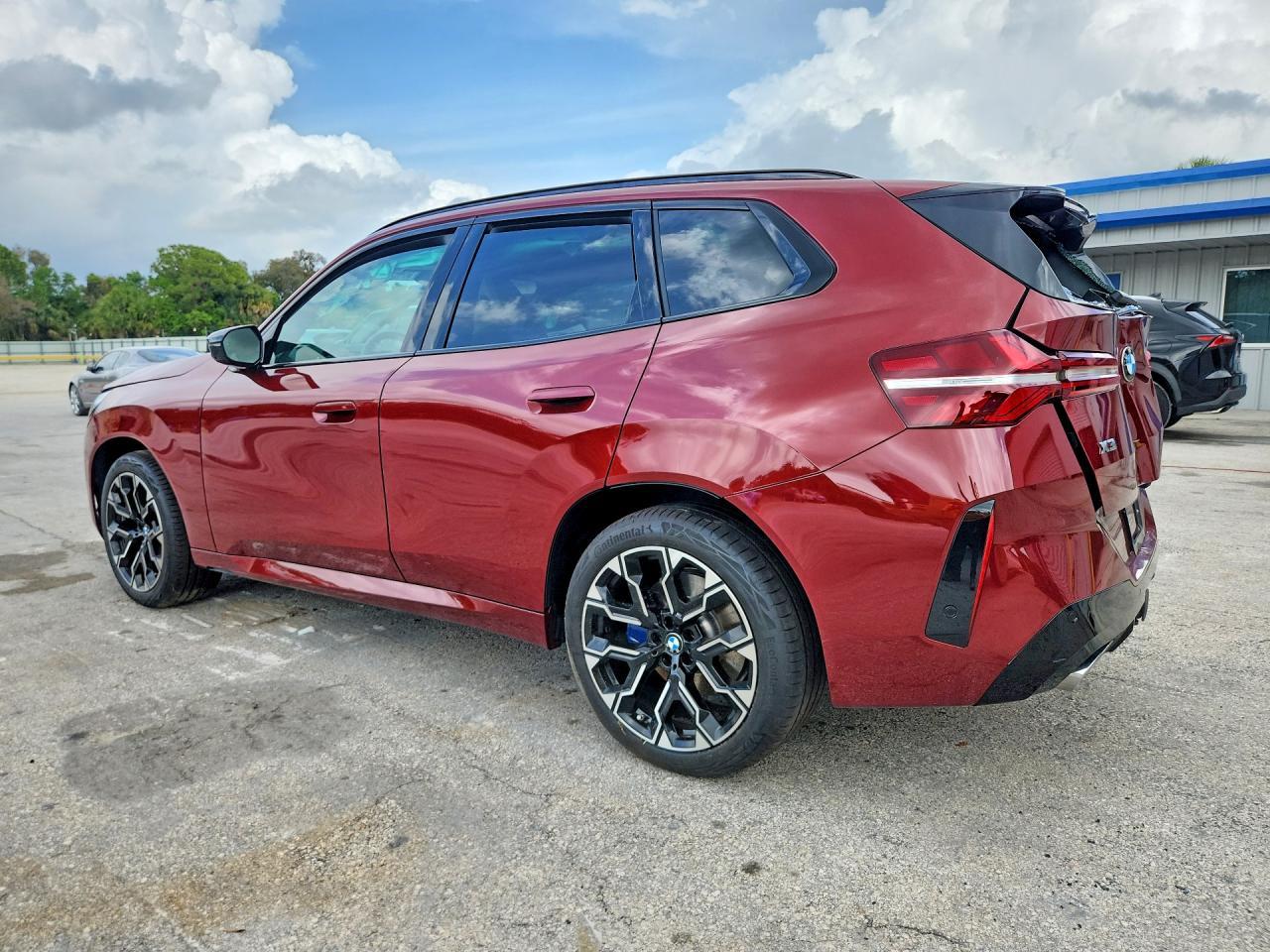 2026 BMW X3 M50 - Фото 2