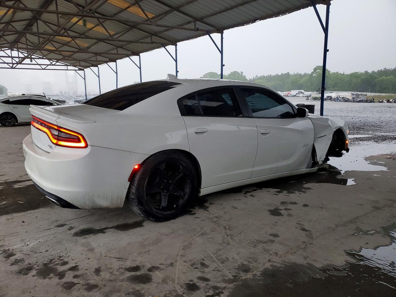 2016 Dodge Charger R - Фото 3