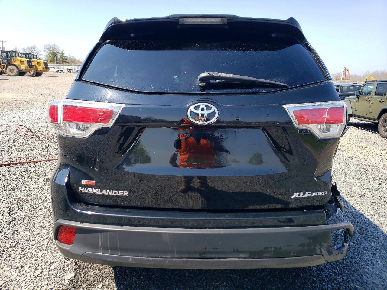 2015 Toyota Highlander Xle - Фото 6