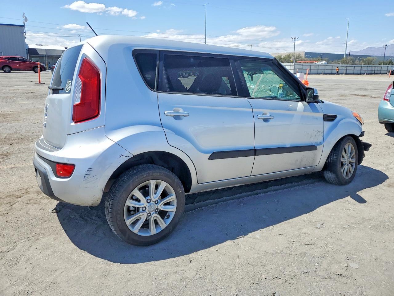 2012 Kia Soul + - Image 3