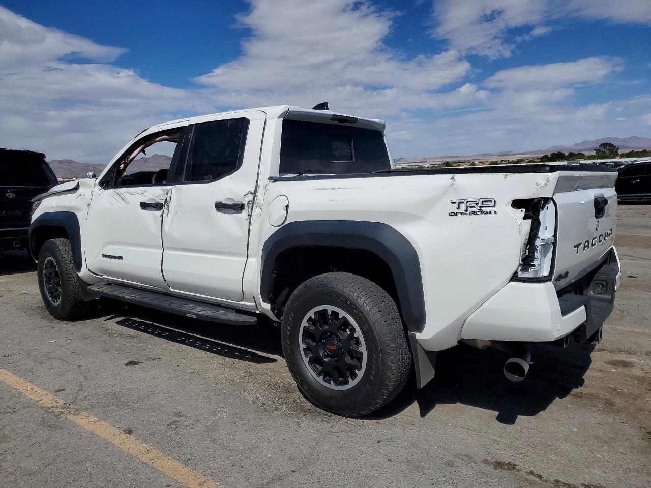 2024 Toyota Tacoma Trd Off-Road - Image 2