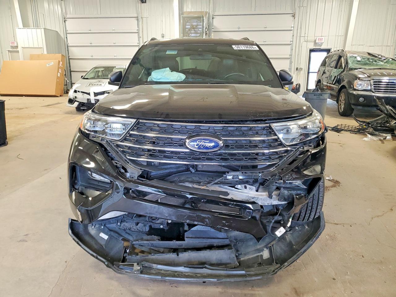 2020 Ford Explorer Xlt - Image 5