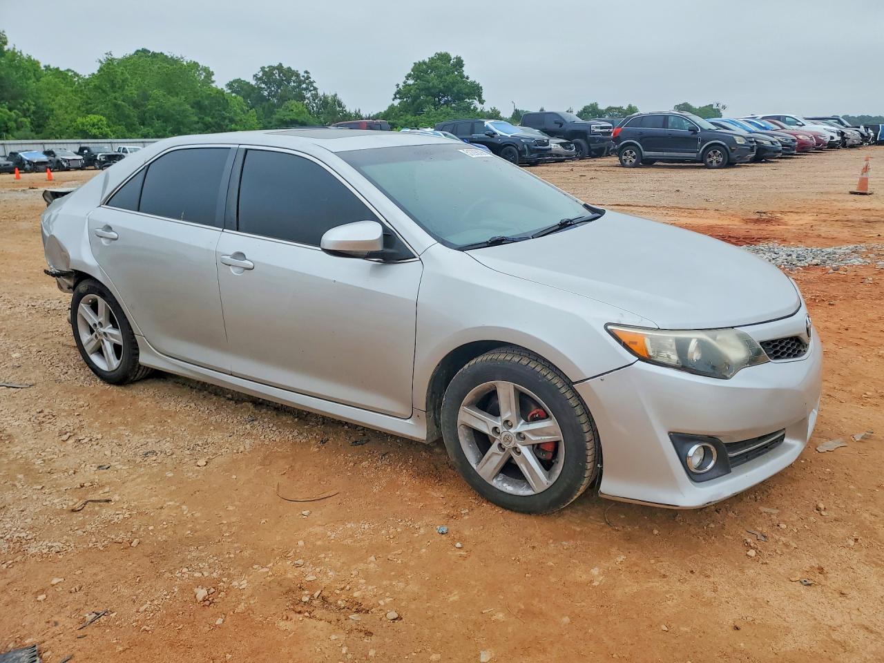 2014 Toyota Camry Se - Фото 4