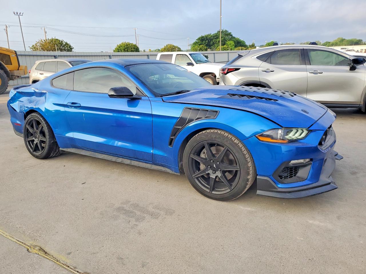2021 Ford Mustang Gt - Фото 4