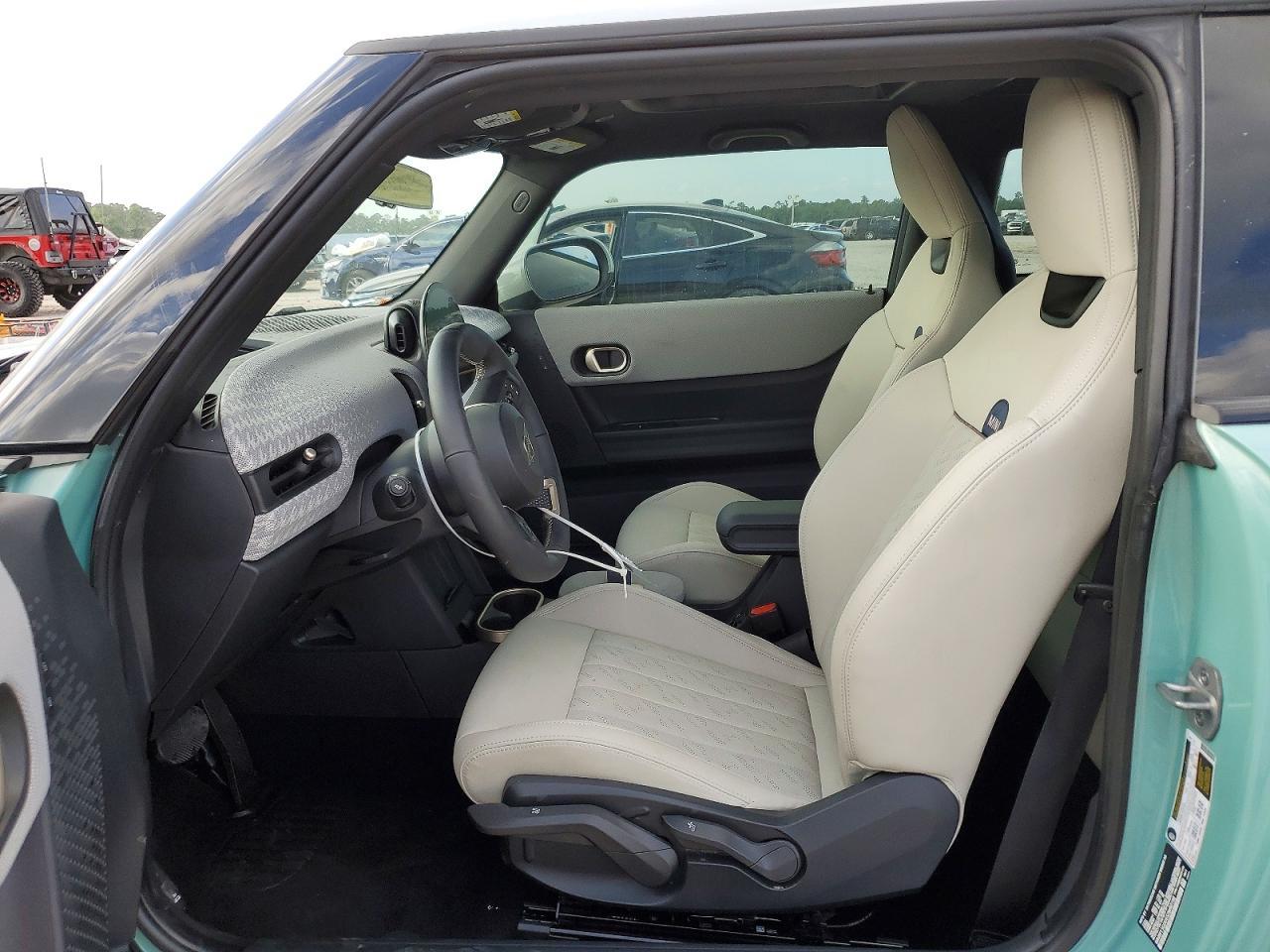 2025 Mini Cooper Base - Фото 7