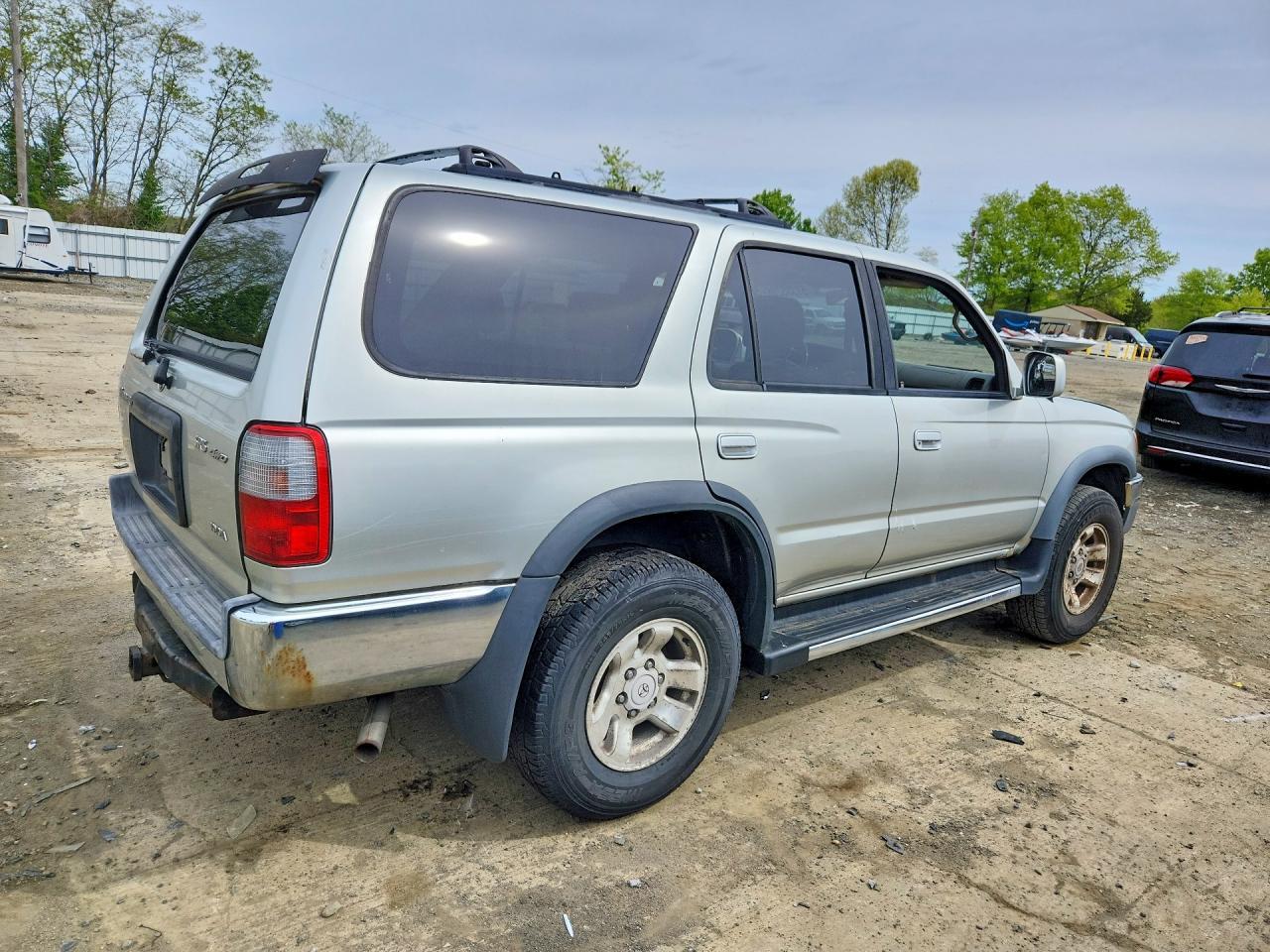2000 Toyota 4Runner Sr5 - Фото 3