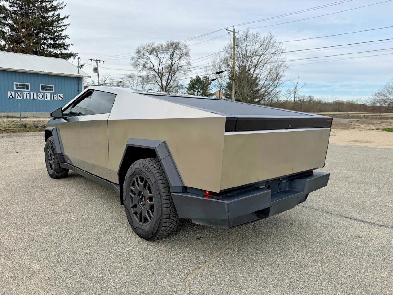 2024 Tesla Cybertruck - Фото 3